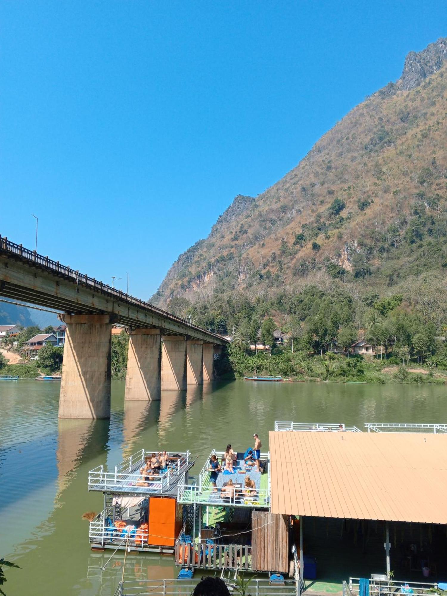 Cam U View Bungalow Hotel Nongkhiaw Kültér fotó
