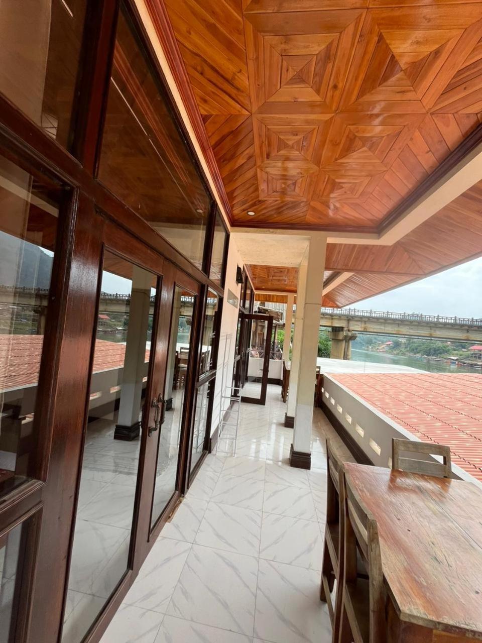 Cam U View Bungalow Hotel Nongkhiaw Kültér fotó