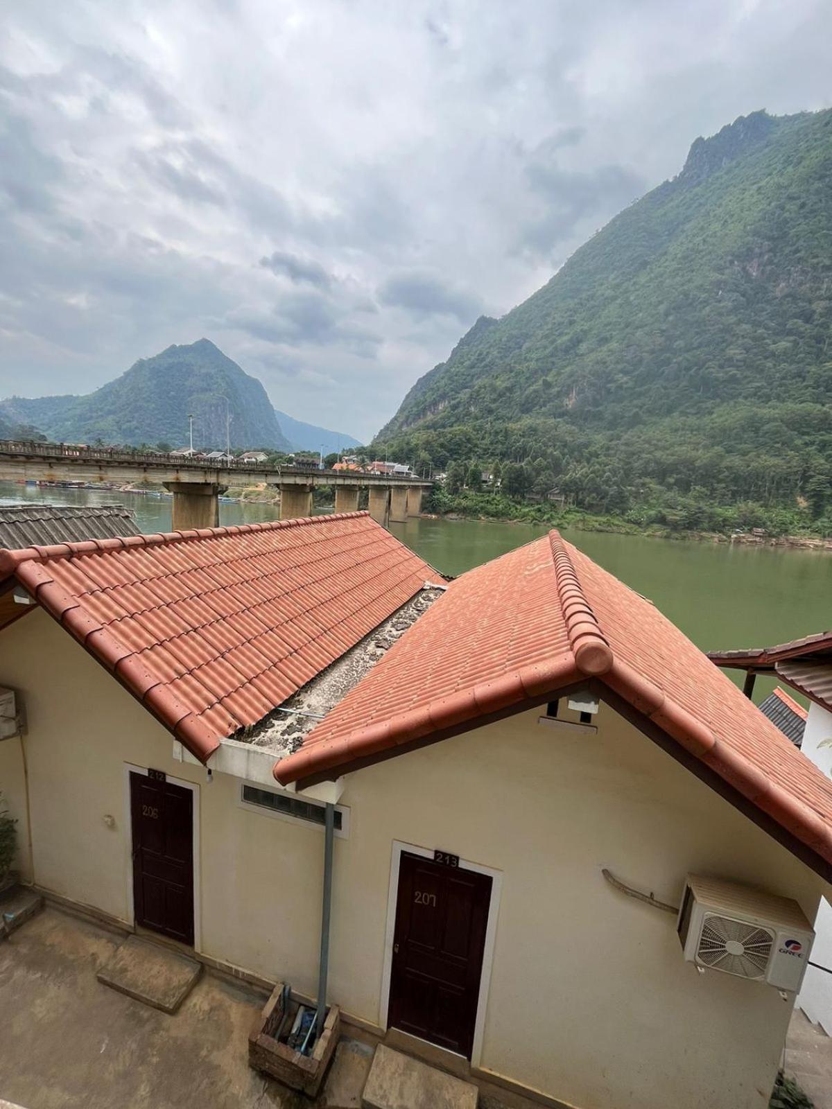 Cam U View Bungalow Hotel Nongkhiaw Kültér fotó
