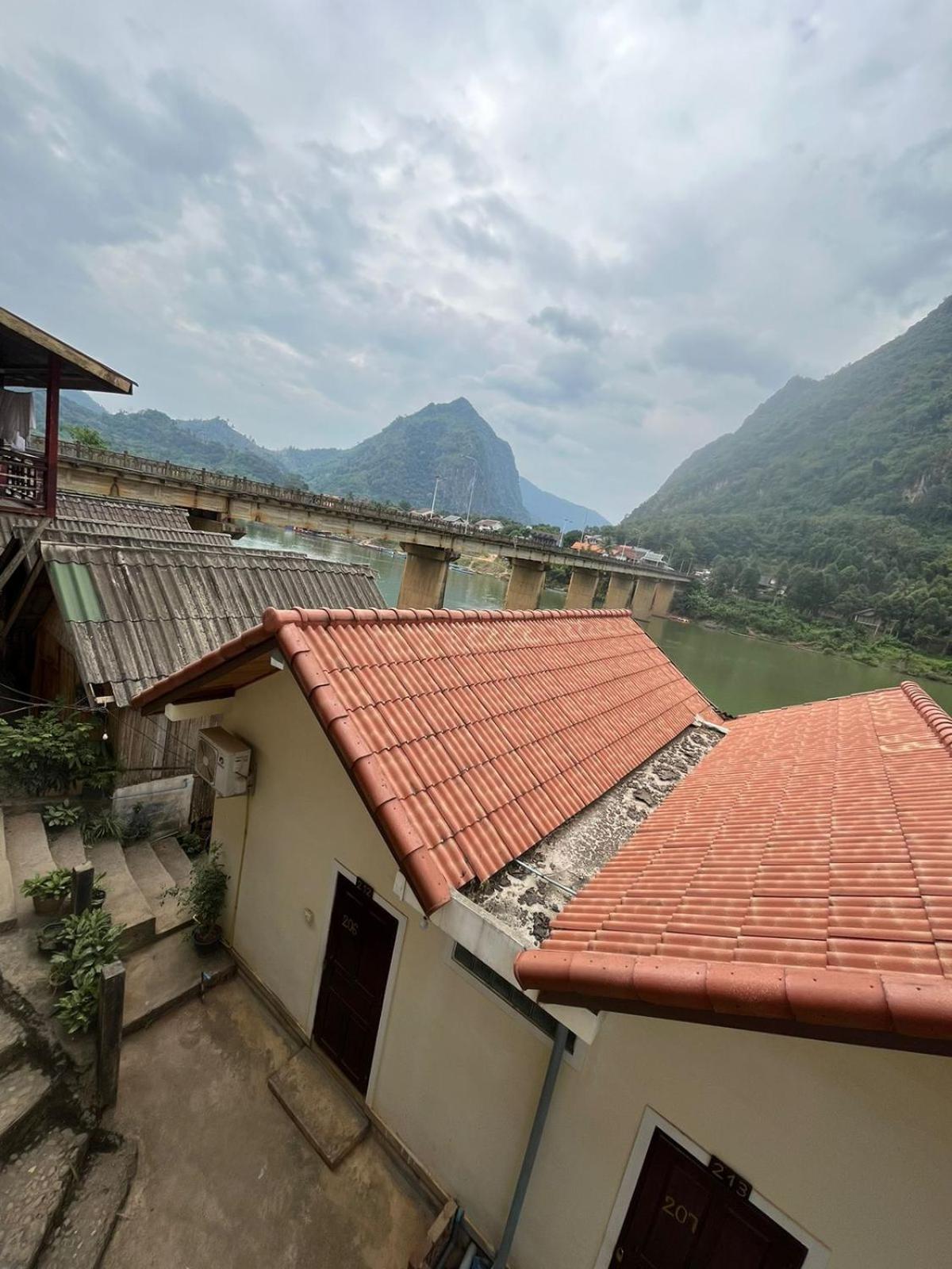 Cam U View Bungalow Hotel Nongkhiaw Kültér fotó